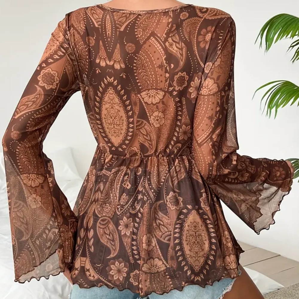 Semi-Sheer V-Neck Flared Long Sleeve Paisley Top - Picture 2 of 3